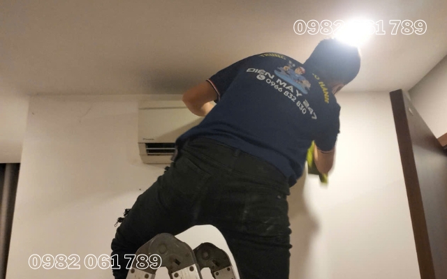 Sửa điều hoà tại Mai Động tận tâm 